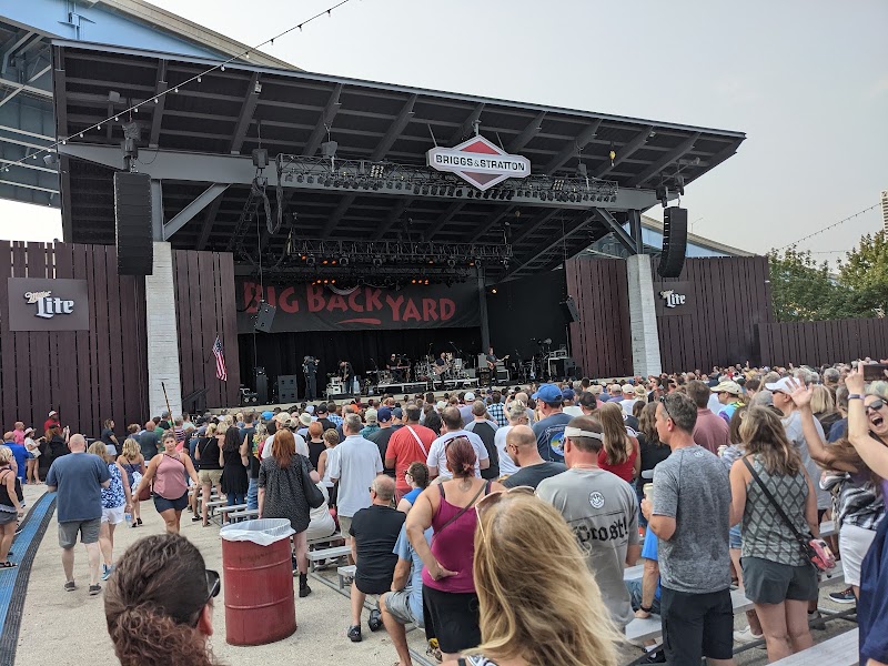 Briggs & Stratton Big Backyard with Miller Lite & CBS 58