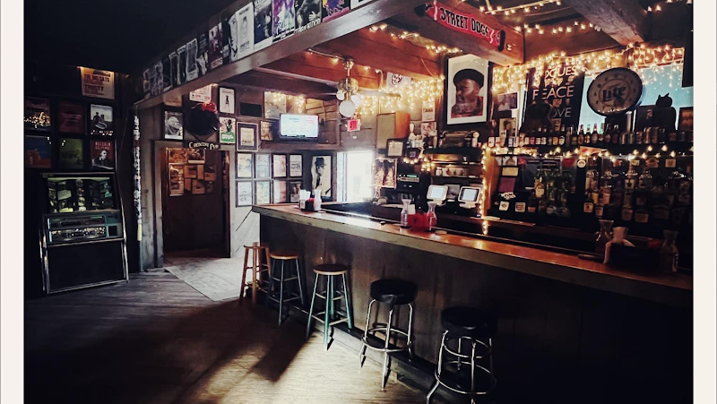 The White Water Tavern